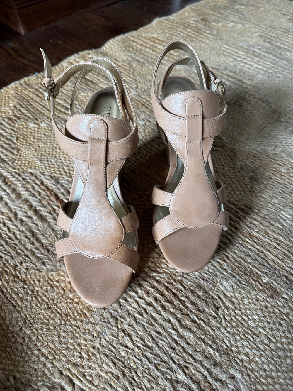 GUESS Priela Natural Leather Sandals. 8.5. 4” heel.
